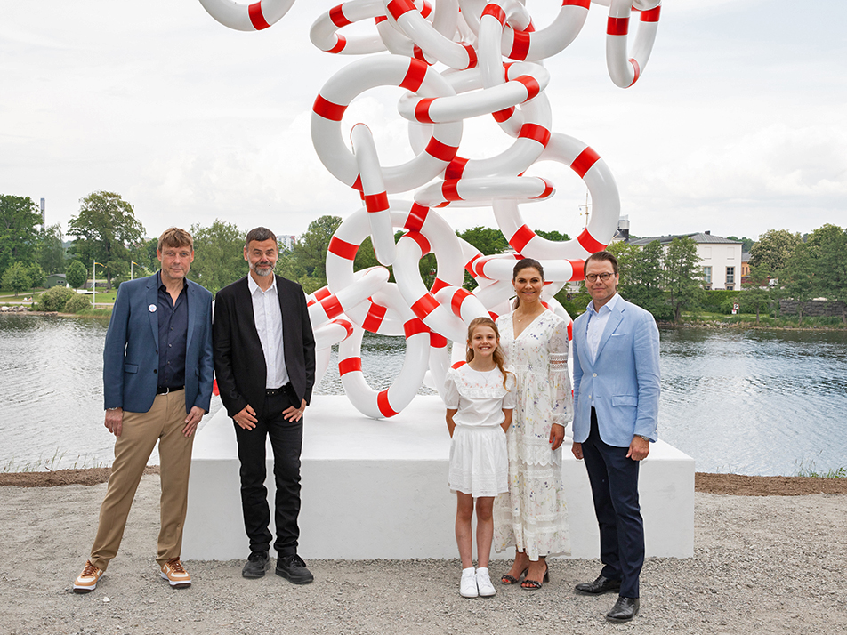 Prinsessan Estelles kulturstiftelse presenterar ny skulptur på Djurgården |  Kungahuset